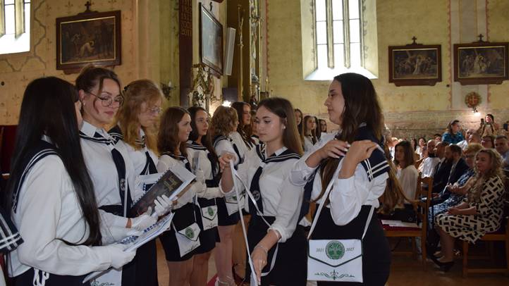 Diplomaátadó ünnepség a Felsőfokú Szakképzési Intézetben - Higgyünk álmaink szépségében. Fotó: Kárpátinfó/ Kovács Elemér