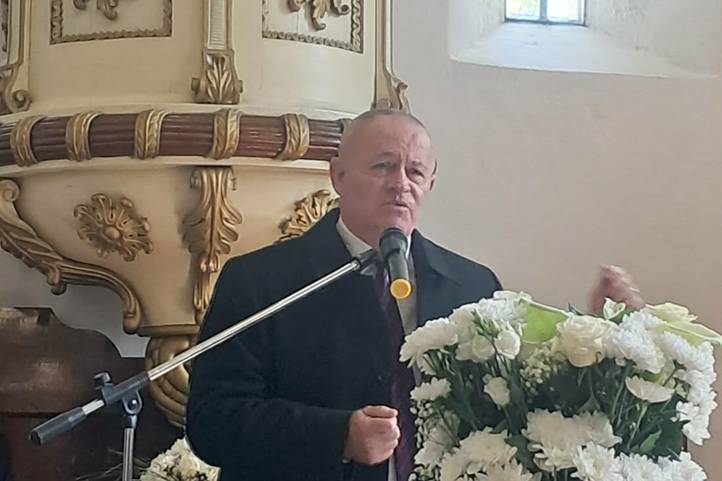 Nőszövetségi csendesnap Técsőn - Magvetés a családban – imára kulcsolt kézzel, lankadatlan hittel