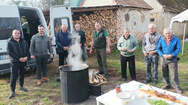 Őszi vásár és gazdanap Mezőváriban - Hálaadás, köszönet, közösségépítés. Fotó: Kárpátinfó/ Kovács Erzsébet