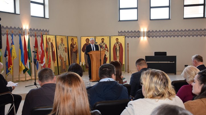 Az Egán Ede Szakképzési Centrum tanévnyitó ünnepségén Beregszászban - Piacképes szakmával a szülőföldön boldogulni. Fotó: Kárpátinfó/Kovács Erzsébet