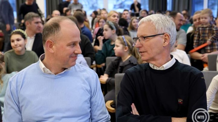 Kárpátaljai magyar nagycsaládosok a sátoraljaújhelyi Rákóczi Táborban - „A kárpátaljai magyarok mindig számíthatnak a magyar kormányra”. Fotó:  MTI