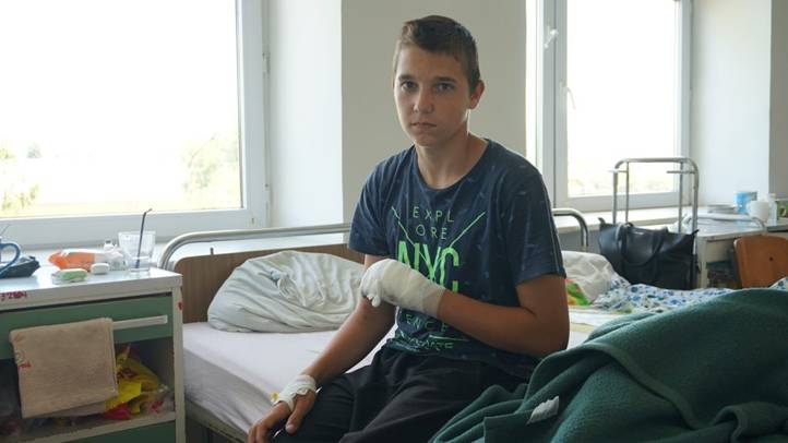 Két kárpátaljai fiatalt kellett kórházba szállítani rovarcsípések miatt