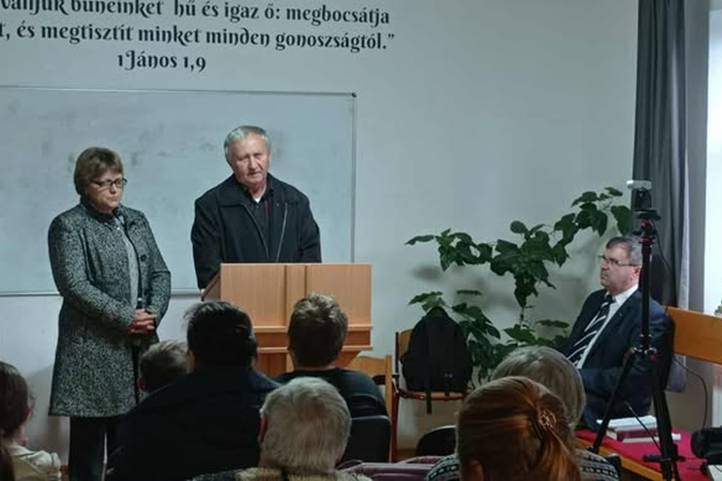 Evangelizációs esték a Glória Ifjúsági és Missziós Központban - Gyere ki a világosságra