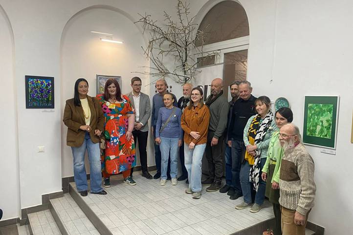 RIT-kiállítás Beregszászban - A tavasz sokszínű arca a Na’Conxypan Galériában