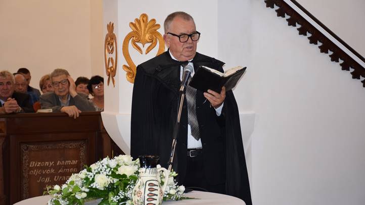 Hálaadó istentisztelet a makkosjánosi református templomban -Krisztus: igazi menedék, oltalom, élet. Fotó: Kárpátinfo/Kovács Elemér