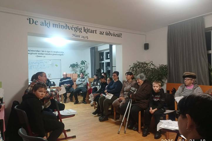 Imahét a Glória Ifjúsági és Missziós Központban - „Íme, kiment a magvető vetni…” 