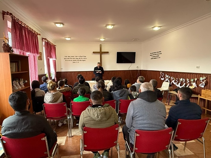 Felemelő és megrázó tapasztalatok Kárpátalján