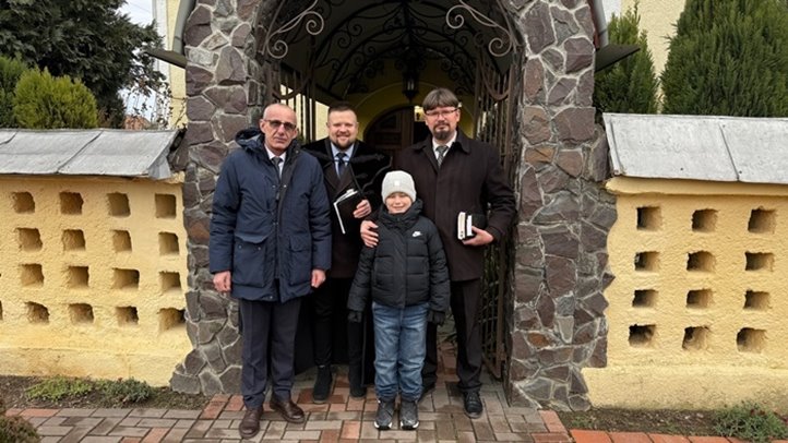 Felemelő és megrázó tapasztalatok Kárpátalján