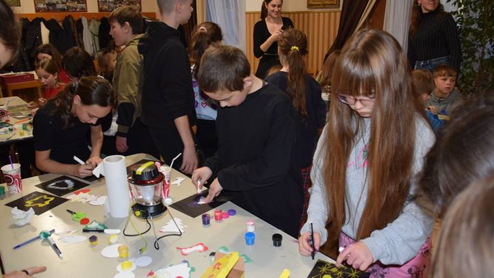 Advent a sámueleseknél - Kézműveskedés és lelki töltekezés