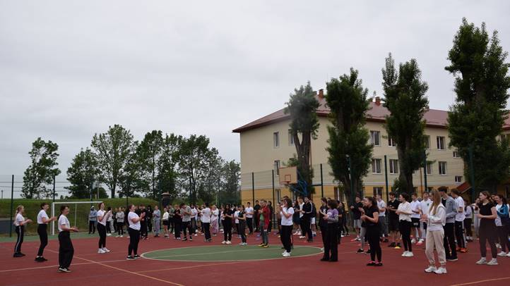 Egészség- és sportnap a beregszászi Felsőfokú Szakképzési Intézetben - Ép testben, ép lélek. Fotó: Kárpátinfó/ Kovács Erzsébet