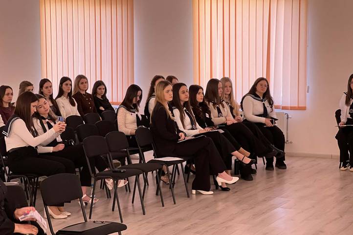 Óvodapedagógusok konferenciája a Rákóczi Egyetem Felsőfokú Szakképzési Intézetében - Hivatás, amely egy életre nyomot hagy