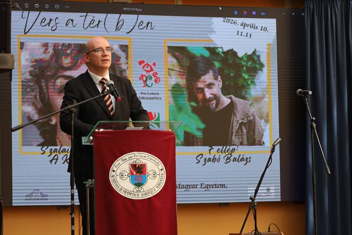 Költészetnapi ünnep Beregszászban - A vers szabaddá tesz 
