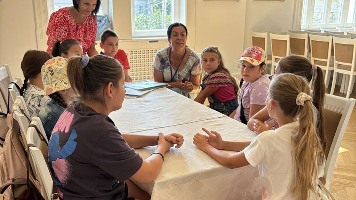 Angol nyelvtábor a KMNE szervezésében - Játékos nyelvtanulás, közösségépítés. Fotó: Kárpátinfo/Kósa Eszter