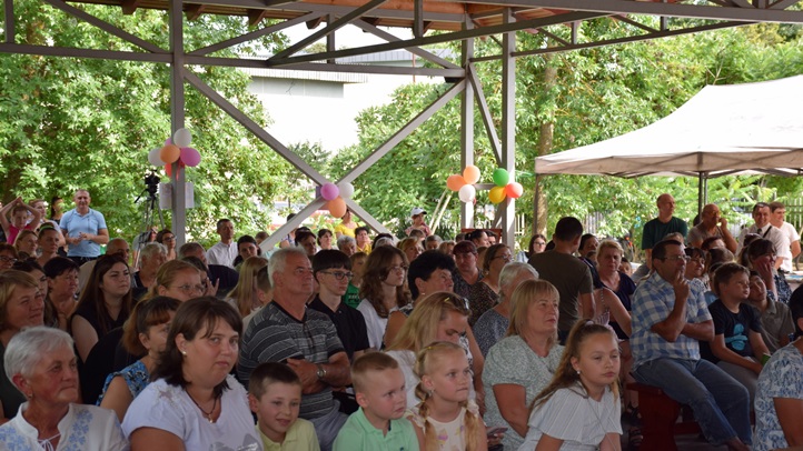 Családi nap és Pintér Béla-koncert Tiszapéterfalván - Hit és bizalom.   Fotó: Kárpátinfo/Kovács Erzsébet