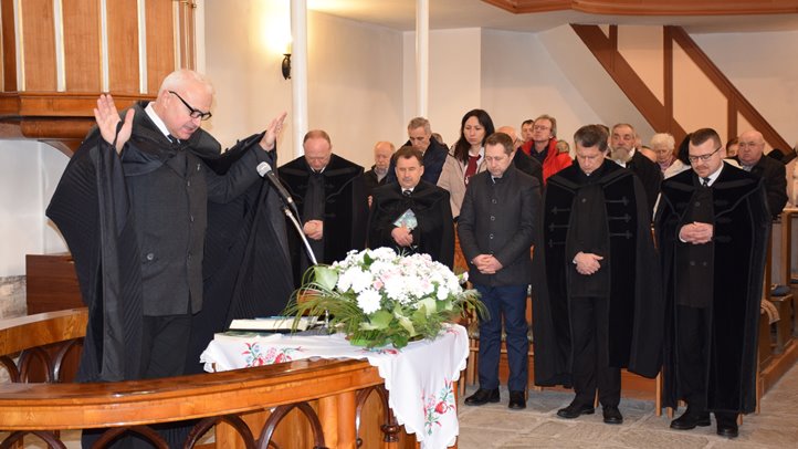 Hálaadó istentisztelet Munkácson – 100 éve született Gulácsy Lajos református püspök -  A hithősök példája és emlékezete.Fotó: Kárpátinfó/ Kovács Erzsébet