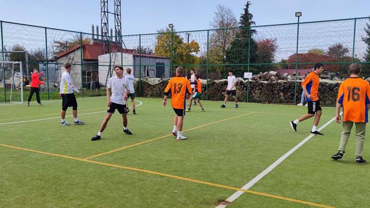 Lezajlott az Ung-vidéki kézilabda regionális bajnokság a „GENIUS” Alapítvány szerevezésében