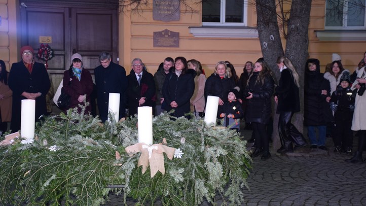 Közös advent Beregszászban Kaláka koncerttel - Fellobbant a remény lángja. Fotó: Kárpátinfó/ Kovács Erzsébet