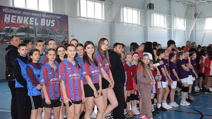 Feljövőben a kézilabdasport: a múlt kötelez - Emléktorna Zupkó József tiszteletére. Fotó: Kárpátinfó/ Kovács Elemér