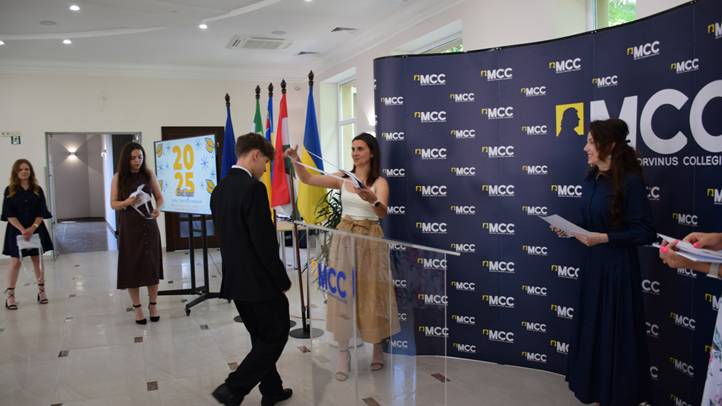 Ballagási ünnepség az MCC Beregszászi Képzési Központjában - Tudás, élmény, közösség. Fotó: Kárpátinfó/ Kovács Elemér