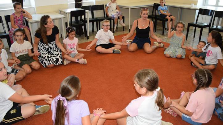 Hagyományőrző napok Mezőváriban, ötödször - Barátságszövés a tánc, a zene erejével. Fotó: Kárpátinfó/ Kovács Erzsébet