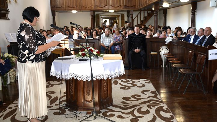 A Kárpátaljai magyar iskolák központi tanévnyitó ünnepségén - „Mindeddig megsegített minket az Úr”  Fotó: Fábián Zoltán 