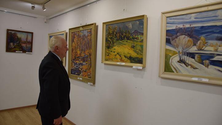 Képzőművészeti kiállítás Magyarország Beregszászi Konzulátusán - Bemutatja gyűjteményét a Péterfalvi Képtár. Fotó: Kárpátinfó/ Kovács Elemér
