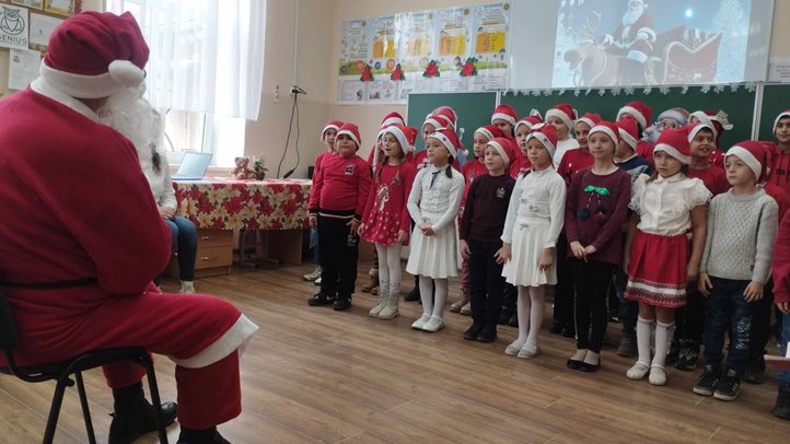 Idén is megérkezett Kárpátaljára az NSKI Mikulása -  Jó gyerek ajándéka