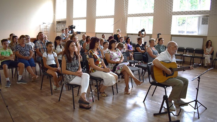 V. alkalommal csendültek fel Cipő dalai a Gitár-, ének- és vers tábor zárókoncertjén