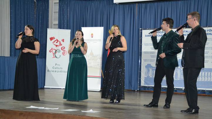 Jazzation acappella koncert Beregszászban