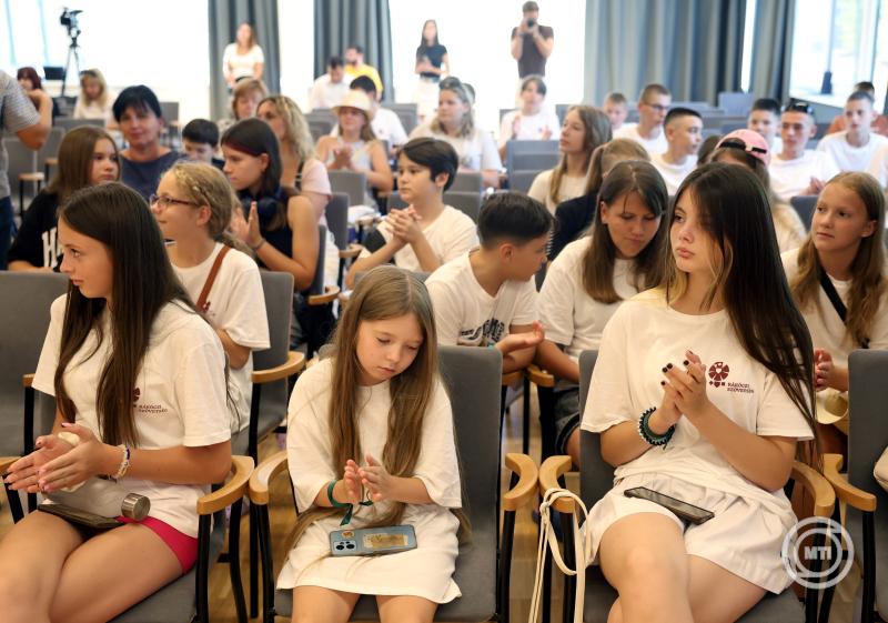 Sátoraljaújhely, 2024. szeptember 3. Magyarországon táborozó ukrán gyerekek Sátoraljaújhelyen, a Rákóczi Hotel, Tábor és Rendezvényközpontban 2024. szeptember 3-án. A száztíz gyerek Ukrajna belső részéből, egyenesen a frontvonalból érkezett a Rákóczi-táborba. MTI/Vajda János