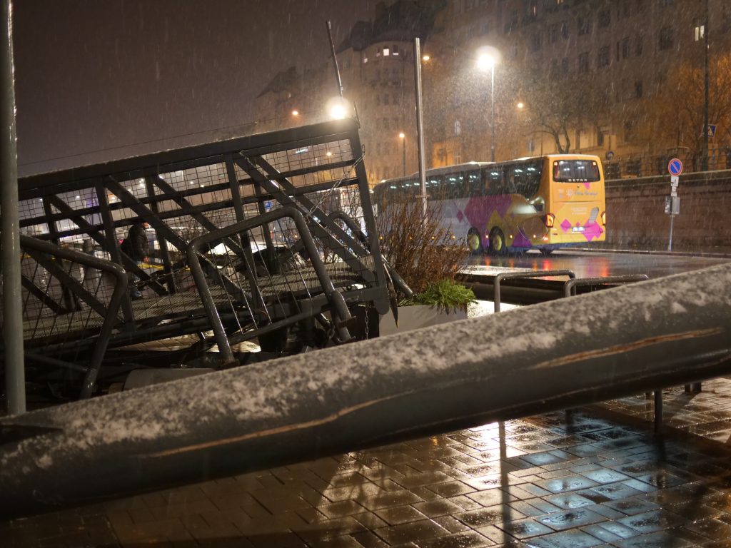 Hajóbaleset a Margit hídnál. Fotó: MTI/Mihádák Zoltán