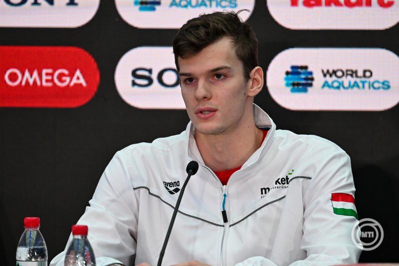 Budapest, 2024. december 9. Kós Hubert olimpiai és világbajnok úszó a 17. rövidpályás világbajnokság budapesti nemzetközi sajtótájékoztatóján 2024. december 9-én. A versenyt december 10. és 15. között rendezik a Duna Arénában. MTI/Illyés Tibor