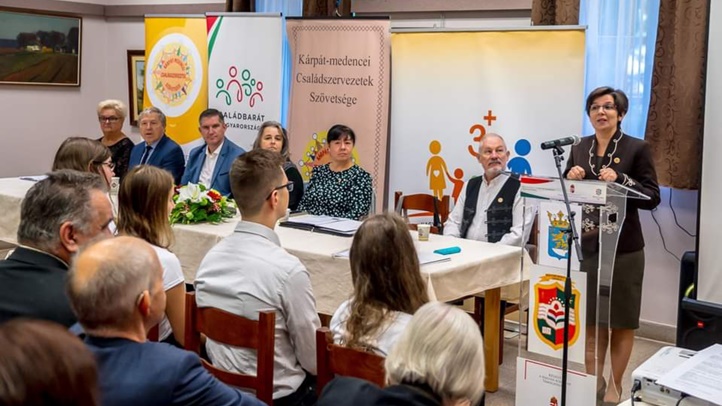 A Kárpát-medencei Családszervezetek Szövetsége közgyűlése a Vajdaságban - Családtámogatás, szülőföldön való boldogulás