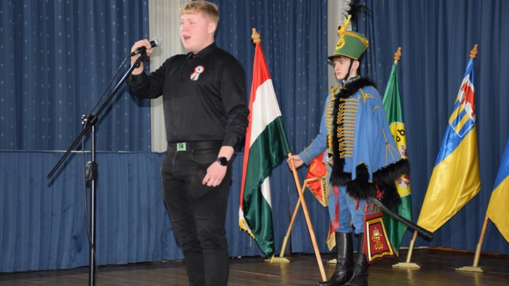 Ferku Szilveszter, a Rákóczi Főiskola Filológiai Tanszékének munkatársa