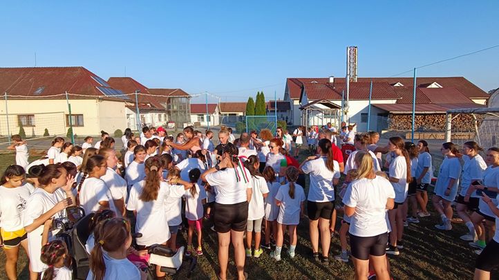 Nagydobronyban ért célba az idei Egy vérből valók vagyunk jótékonysági futás mezőnye 