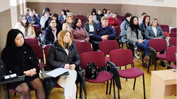 Gyakorlati módszertani szeminárium/tréning óvodapedagógusok számára - Az új óvodai nevelésről szóló törvény Ukrajnában – mit kapnak a nevelők és a gyermekek 