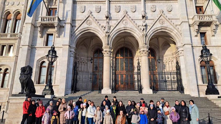 Kárpátaljai nagycsaládosok az Országházban tartott családi napon - Együtt a jövőt formáló alkotóerő vagyunk