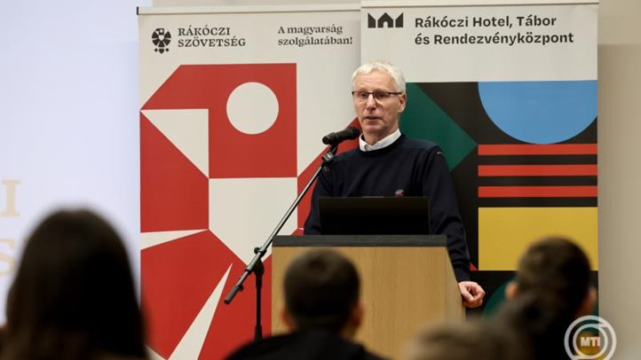 Kárpátaljai magyar nagycsaládosok a sátoraljaújhelyi Rákóczi Táborban - „A kárpátaljai magyarok mindig számíthatnak a magyar kormányra”. Fotó:  MTI