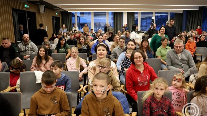 Kárpátaljai magyar nagycsaládosok a sátoraljaújhelyi Rákóczi Táborban - „A kárpátaljai magyarok mindig számíthatnak a magyar kormányra”. Fotó:  MTI