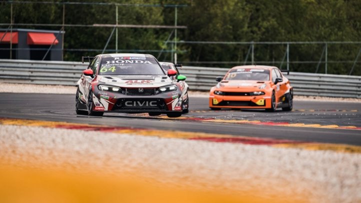 Spában is dobogóra állt Losonczy Levente a TCR Europe-ban. Fotó: (TCR Europe Series)