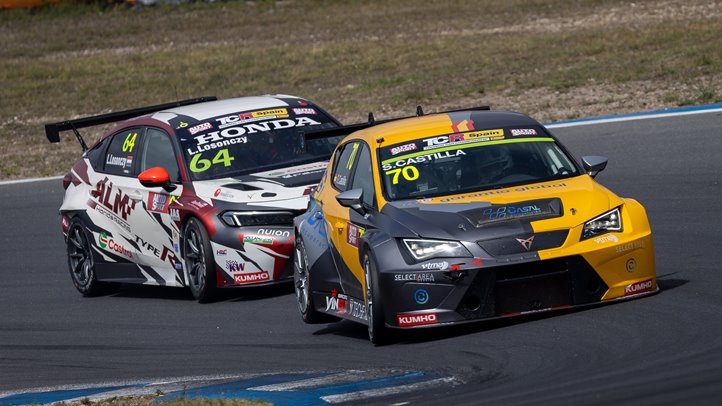 Balszerencsésen alakult Losonczy Levente beugrása a spanyol bajnokságba Fotó:  (TCR Spain)