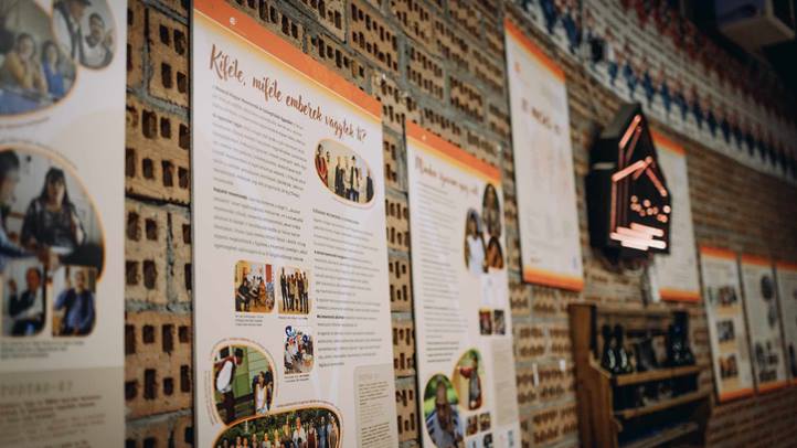 Tíz mesés év - Egy évtizede szól a mese hetedhét határon túl