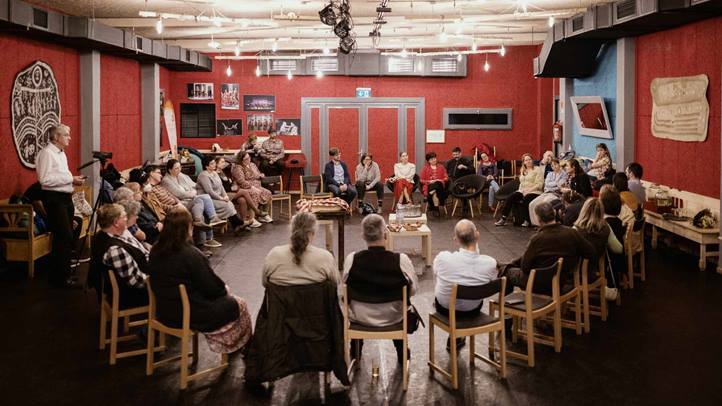 Tíz mesés év - Egy évtizede szól a mese hetedhét határon túl