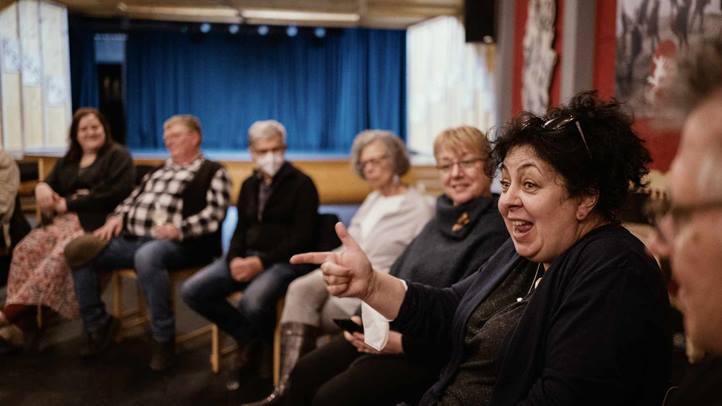 Tíz mesés év - Egy évtizede szól a mese hetedhét határon túl