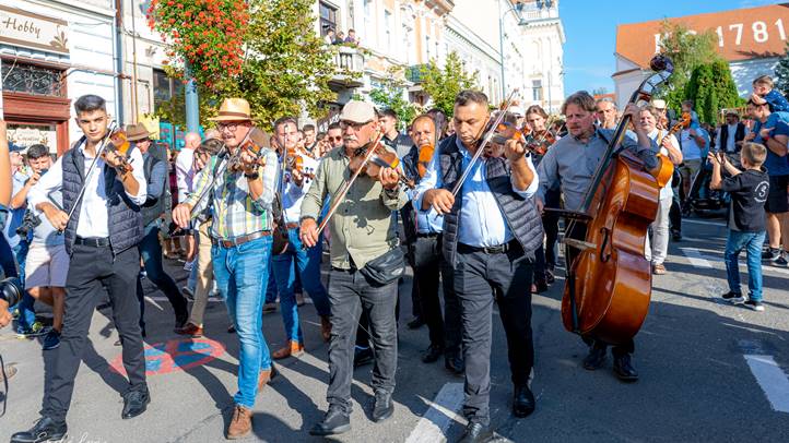 Táncünnep a Küküllő mentén - Erdélyi Táncháztalálkozó Székelyudvarhelyen. Fotó: Pataki Hajnal