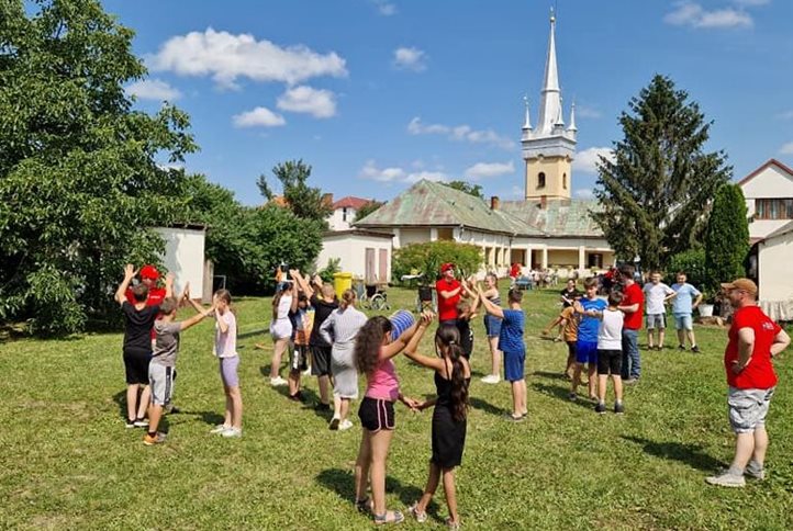 Megfogyva bár, de törve nem… - Vakációs gyermek- és konfirmandushét Badalóban