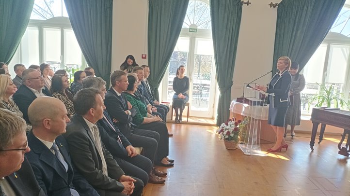 Varga-Bajusz Veronika: „Nem hagyhatjuk, hogy akár csak egy tehetség is elkallódjon” - Ösztöndíj a tehetséggondozást végző pedagógusoknak. Fotó: Kárpátinfó/ Kovács Erzsébet