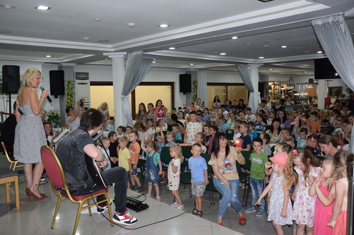 Wolf Kati gyermekkoncertjei Kárpátalján. Fotó:Kárpátinfo/Kovács Erzsébet