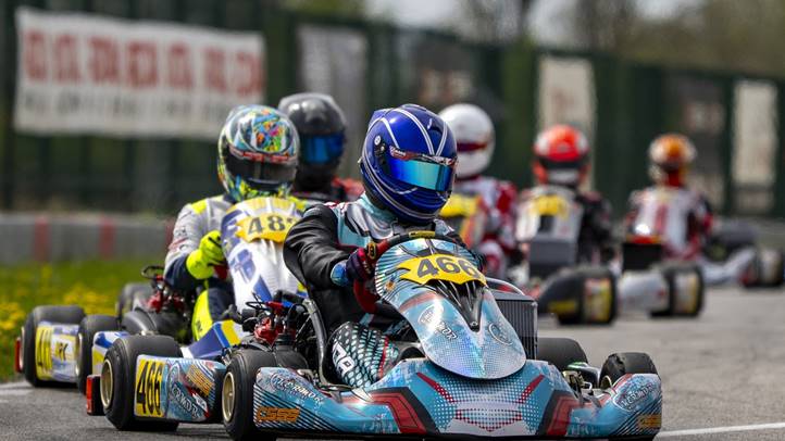 Beni és Ákos a Slovak Karting Centerben. Fotó: Hajóka Sport Fotó