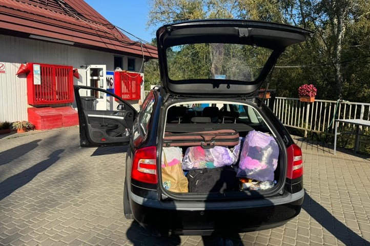 Albert Schlegel Markneukirchen hegedűt találtak egy 21 éves lány csomagjai között a tiszaújlaki (Kárpátalja) határátkelőn. Fotó:  Ukrán Állami Határőrszolgálat 